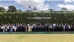 Bước ngoặt từ cam kết sang hành động