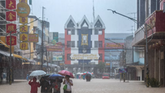 Thái Lan ngập lụt trong trận mưa “300 năm mới có một“