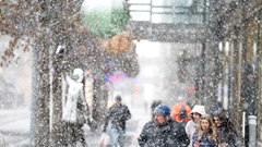 Nước Mỹ trải qua bão tuyết mùa đông khắc nghiệt