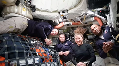 Artemis II lập kỷ lục mới bay quanh Mặt Trăng, chứng kiến nhật thực hiếm gặp