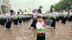 Sôi động Ngày hội Văn hóa, ẩm thực dân tộc Mường