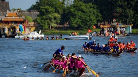TP. Huế siết chặt quản lý lễ hội, kiên quyết chấm dứt đua ghe “chui” đầu xuân