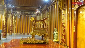 Bảo vật quốc gia Ngai vua triều Nguyễn đang chờ phục chế