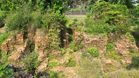 Di tích Chăm-pa nghìn năm tuổi dần hoang tàn chờ bảo tồn