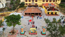 Dựng nêu đón Tết – Sắc Xuân thiêng liêng nơi đảo tiền tiêu Lý Sơn