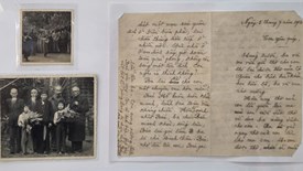 Bảo tàng Hồ Chí Minh tiếp nhận nhiều hiện vật quý về cuộc đời Bác Hồ