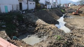 Di tích quốc gia Thành cổ Diên Khánh đối mặt nguy cơ ô nhiễm, lấn chiếm