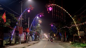 Hơn 1.150 hộ gia đình ở xã Yên Từ dựng cây Nêu đón Tết