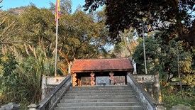 Đầu năm về nơi phát tích binh quyền của Đinh Tiên Hoàng Đế