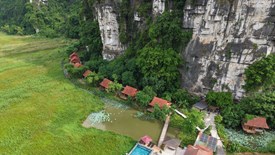 Ồ ạt bán homestay ở vùng lõi Tràng An: Cơ cấu dòng tiền hay trốn chạy pháp lý?
