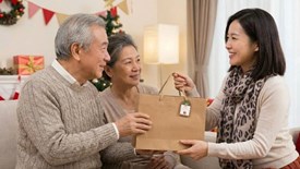 Đôi khi quà biếu không đúng cách lại vô tình gây ra mâu thuẫn cho người nhận