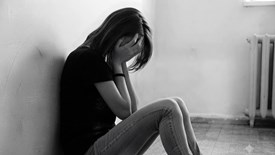 Nhóm “Con ghét bố mẹ“: Cha mẹ cũng vào tìm con
