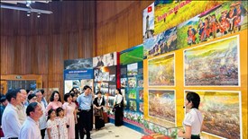 Điện Biên mang “Sắc màu văn hoá, điểm đến vùng Tây Bắc” đến Quảng Ninh