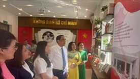 Ra mắt Không gian Hồ Chí Minh tại Thư viện Lào Cai