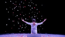 Kỳ 1 - Đời thực phía sau những phiên livestream