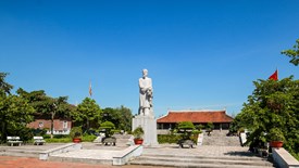 Trưng bày gần 200 hình ảnh, hiện vật, tư liệu quý về Danh nhân văn hóa Lê Quý Đôn