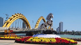 Khát vọng hành trình vươn tới