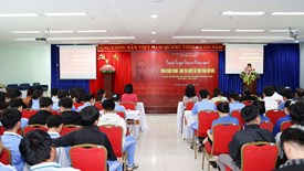 Trưng bày tài nguyên thông tin và nói chuyện chuyên đề về chí sĩ Phan Châu Trinh