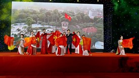 “Sắc xuân trên quê hương” - tạo khí thế sôi nổi ngay từ đầu năm mới