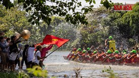 Kịch tính trên đường đua xanh ở sông Kiến Giang
