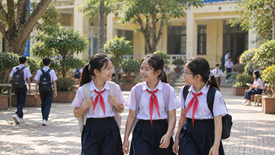 Gia đình có hai con gái được đề xuất hỗ trợ: Điều cha mẹ cần biết sau những tranh luận