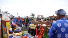  Lễ hội xuống đồng đầu Xuân mới tại Hội An Đông