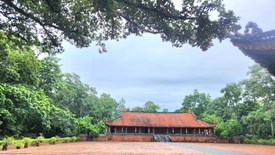 Sau vụ “lệch chuẩn” thuyết minh ở Lam Kinh, Thanh Hóa siết chặt chất lượng hướng dẫn tại di tích