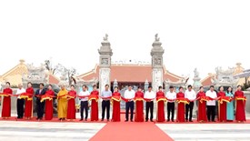 Di tích quốc gia Mộ và Đền thờ Lê Đức Tuy đón khách sau tu bổ 