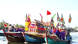 Đặc sắc Lễ hội Cầu ngư hơn 240 năm trên đầm Thị Nại