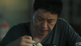 Khi cha mẹ già đi, đây là 3 điều khiến con cái hối tiếc nhất: Hiểu ra sớm để kịp báo hiếu!