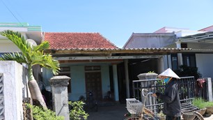 25 năm sau di dời, 11 hộ dân vẫn mòn mỏi chờ “sổ đỏ“