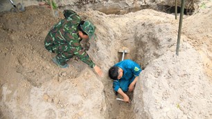 Bóc từng lớp đất, tìm người lính nằm lại Gò Tràm