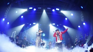 Tự Long thành công “xoay” Phan Đinh Tùng vào các tình huống hài hước