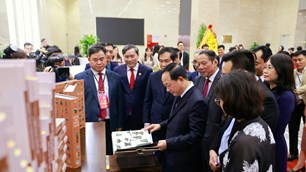 Tôn vinh những giá trị tri thức và văn hóa đọc