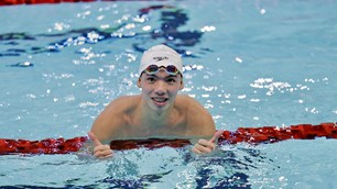 Kình ngư Huy Hoàng hoàn tất cú đúp HCV tại SEA Games 33