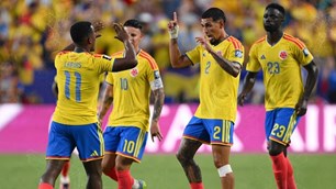Siêu máy tính dự đoán kết quả trận Thụy Sĩ vs Colombia