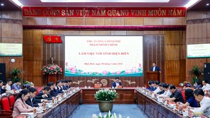 Thủ tướng Chính phủ làm việc với tỉnh Điện Biên về công tác chuẩn bị bầu cử