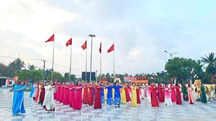 Phụ nữ Gia Lai tích cực tuyên truyền, hướng về ngày hội toàn dân