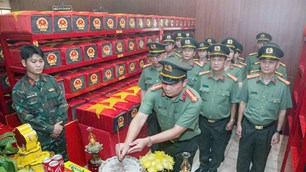 TP.HCM “đón” thêm 8 Anh hùng liệt sĩ trở về
