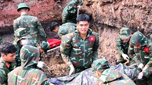 TP.HCM: Xử lý hơn 650m³ đất, tiếp tục quy tập thêm 13 hài cốt liệt sĩ 