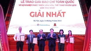 Đổi mới và nâng tầm