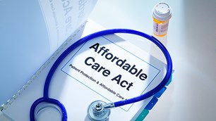 Hàng triệu người Mỹ đối mặt cú sốc chi phí y tế khi trợ cấp ACA sắp hết hạn