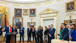 Những nhân vật có mức lương cao nhất tại Nhà Trắng