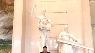  Gương điển hình tiên tiến trong đổi mới quản lý và phát huy giá trị nghệ thuật dân tộc