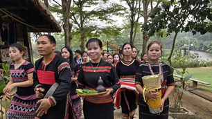  Tháng gia đình đậm sắc màu văn hóa tại “Ngôi nhà chung”