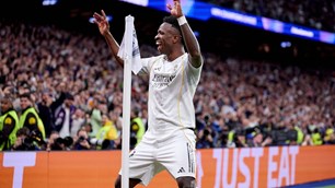 Vinícius thể hiện bản lĩnh, Real Madrid giành vé vào vòng 1/8