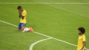 Chủ nhà World Cup: Lợi thế sân nhà là phúc hay họa?