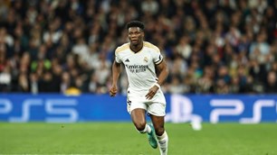 Tin chuyển nhượng 25.7: MU nhắm Tchouaméni, Dortmund bị Cologne khước từ