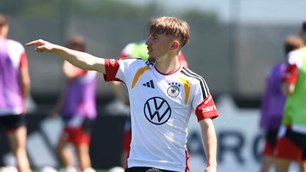 Lenny Karl đứt mạch World Cup, Đức mất mũi nhọn phút chót