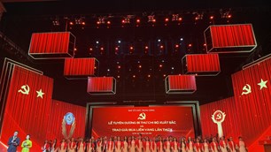 Tối nay (3.2), diễn ra Lễ tuyên dương bí thư chi bộ xuất sắc và trao Giải Búa liềm vàng lần thứ X – năm 2025